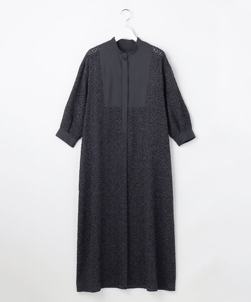 自由区（ジユウク）の「シアーカットジャガードバンドカラーシャツ ワンピース（シャツワンピース・レディース・ベージュ系/グレー系・44/46/48）」の11枚目の写真