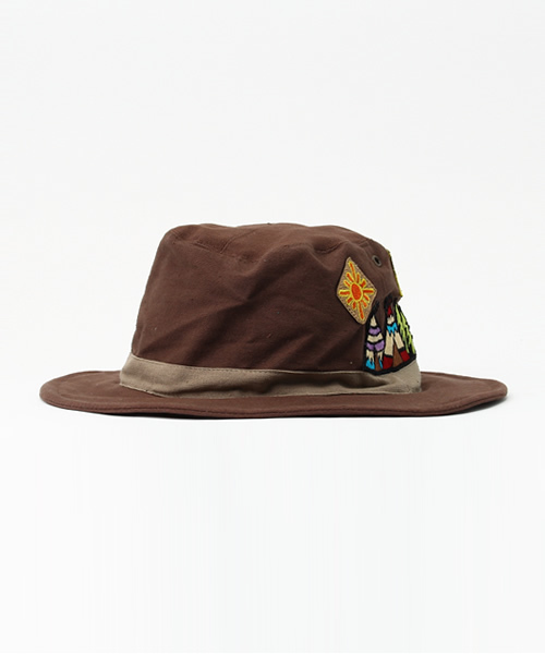 チャイハネ(チャイハネ)の「【チャイハネ】ティピーワッペン バケットハット(ハット・メンズ・キナリ/ブラウン/ブルー/カーキ・FREE)」の3枚目の写真