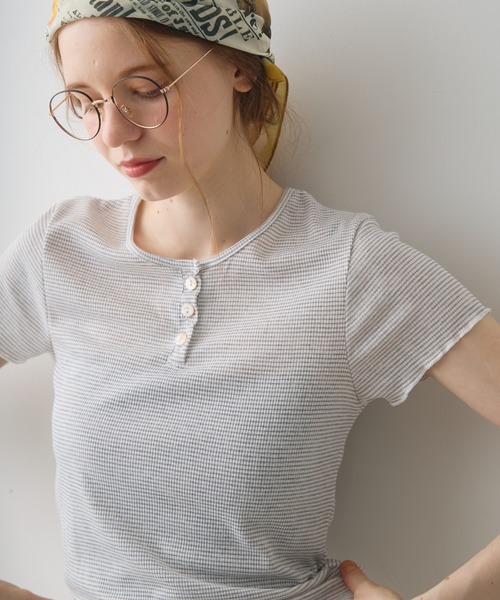 Crisp(クリスプ)の「henley neck border T / ヘンリーネックボーダーT(Tシャツ/カットソー・レディース・グレー/ブラック・FREE)」の15枚目の写真