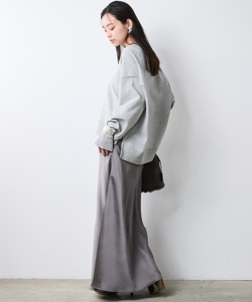 CHIC STYLE(シックスタイル)の「Vネックニット<大きいサイズ有>シックスタイル(ニット/セーター・レディース・ブラック/グレー/ブラウン系・L/M/5L/4L/3L/LL)」の7枚目の写真