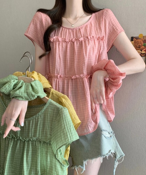 AMAJI(アマジ)の「メロウフリル ギャザー チェック柄 フレンチスリーブブラウス(シャツ/ブラウス・レディース・ライトピンク/イエロー/ライトグリーン・FREE)」の5枚目の写真