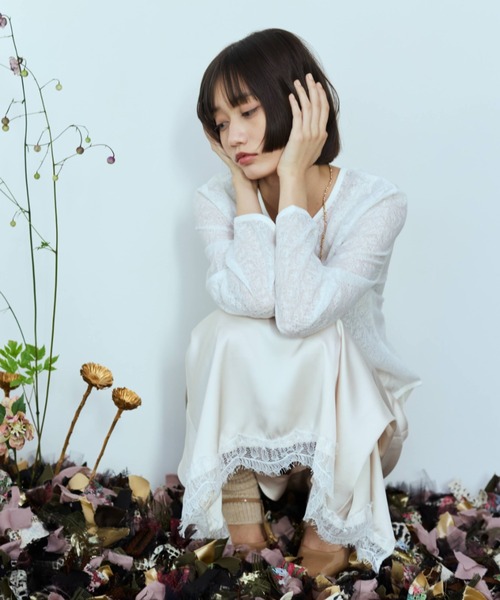 flaeu（フラユ）の「4WAY Back Open Sheer Pullover（Tシャツ/カットソー・レディース・ブラウン/ブラック/ホワイト・FREE）」の12枚目の写真