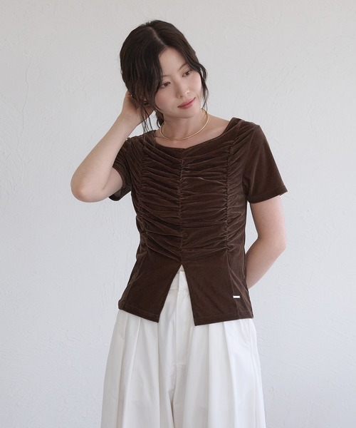raffime(ラフィミー)の「【Raffime】シアーベロアトップス/Tシャツ(Tシャツ/カットソー・レディース・クリーム/ブラウン/ダークオリーブ・フリー)」の22枚目の写真