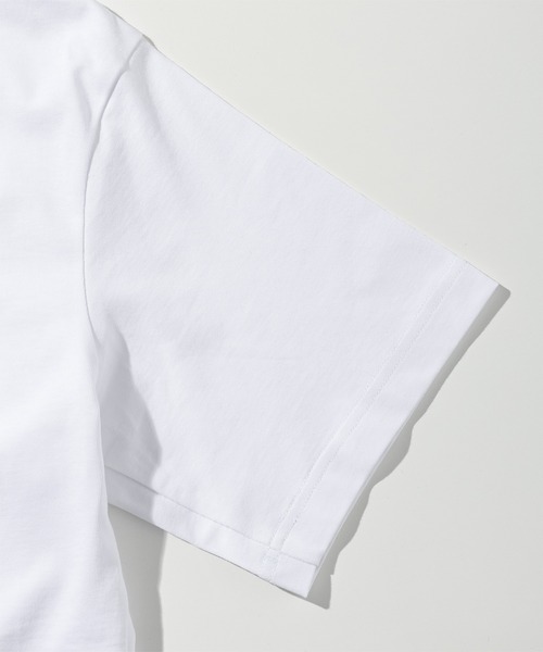 1PIU1UGUALE3 RELAX (ウノピゥウノウグァーレトレ リラックス)の「1PIU1UGUALE3 RELAX(ウノピゥウノウグァーレトレ リラックス)【FRUIT OF THE LOOM】ヘビーシルケットドレスパックTシャツ(Tシャツ/カットソー・メンズ・ホワイト×ブラック・XXL/XL/L/M/S)」の18枚目の写真