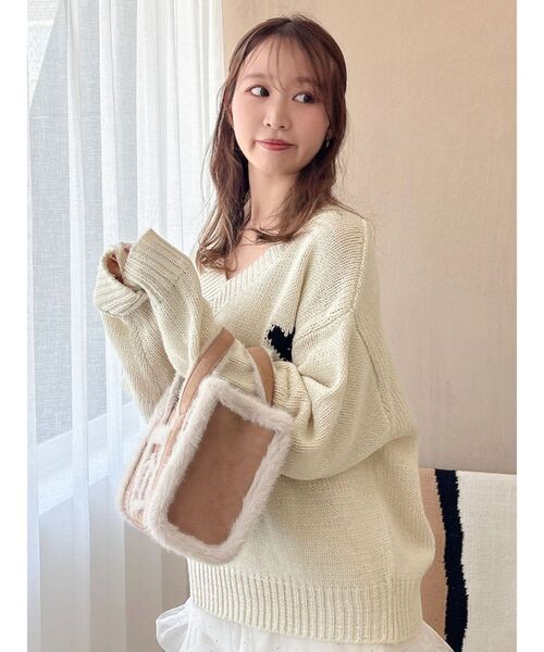 dazzlin（ダズリン）の「バックハートモチーフニットトップス（ニット/セーター・レディース・アイボリー/その他1/グリーン・FREE）」の10枚目の写真