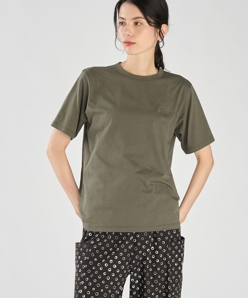 agnes b.（アニエスベー）の「"b" ロゴ 刺繍 コットン 半袖 Tシャツ "b. style"（Tシャツ/カットソー・レディース・カーキ・1/2/3）」の3枚目の写真