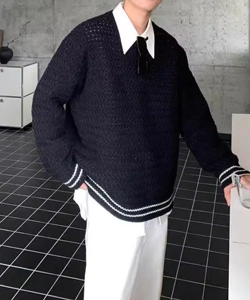 Wave Stitch Knit — вязаный свитер с волнистым узором