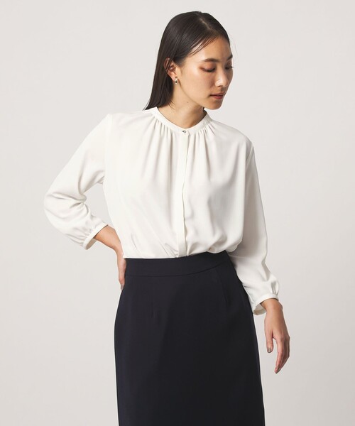 A DAY IN THE LIFE UNITED ARROWS(アデイインザライフユナイテッドアローズ)の「ギャザー メタルボタンブラウス 8分袖 <A DAY IN THE LIFE>(シャツ/ブラウス・レディース・グレー系/ホワイト/ライム・FREE)」の2枚目の写真
