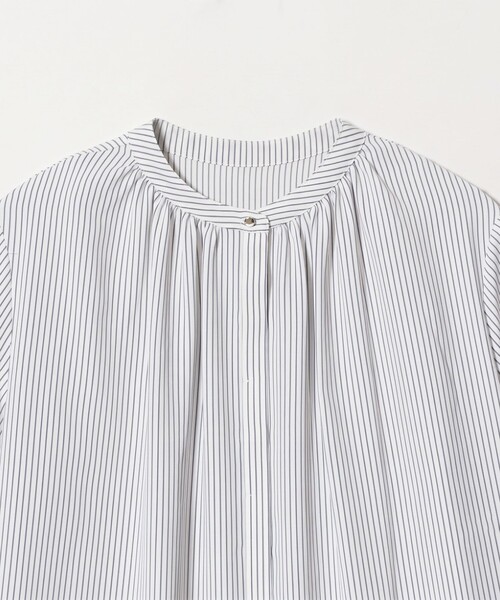 A DAY IN THE LIFE UNITED ARROWS(アデイインザライフユナイテッドアローズ)の「ギャザー メタルボタンブラウス 8分袖 <A DAY IN THE LIFE>(シャツ/ブラウス・レディース・グレー系/ホワイト/ライム・FREE)」の22枚目の写真