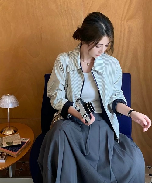 Teem Store(チームストア)の「【リバーシブル】襟裏ストライプ切り替え ジップアップルーズブルゾン(ブルゾン・レディース・ネイビー・M)」の14枚目の写真
