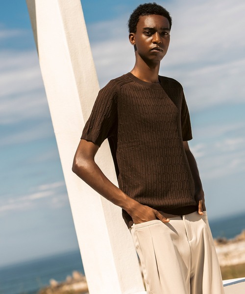 AKM Contemporary（エイケイエムコンテンポラリー）の「AKM Contemporary(エイケイエムコンテンポラリー)ライトケーブルクルーネック半袖ニット（ニット/セーター・メンズ・オフホワイト/カーキ/ライトグレー/ブラック・M/L/XL）」の15枚目の写真
