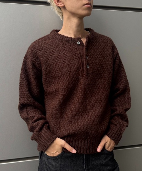 Adoon plain(アドーンプレーン)の「Heavy Pique Henry Neck Knit / 鬼鹿の子ヘンリーネックニット(ニット/セーター・メンズ・ブラウン/チャコールグレー/アイボリー/ボルドー/カーキ・SMALL/MEDIUM/LARGE)」の3枚目の写真