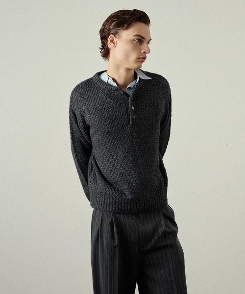 Adoon plain(アドーンプレーン)の「Heavy Pique Henry Neck Knit / 鬼鹿の子ヘンリーネックニット(ニット/セーター・メンズ・ブラウン/チャコールグレー/アイボリー/ボルドー/カーキ・SMALL/MEDIUM/LARGE)」の8枚目の写真