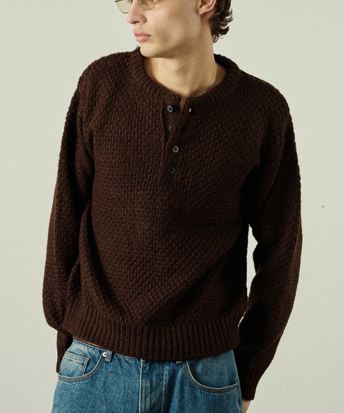 Adoon plain(アドーンプレーン)の「Heavy Pique Henry Neck Knit / 鬼鹿の子ヘンリーネックニット(ニット/セーター・メンズ・ブラウン/チャコールグレー/アイボリー/ボルドー/カーキ・SMALL/MEDIUM/LARGE)」の7枚目の写真