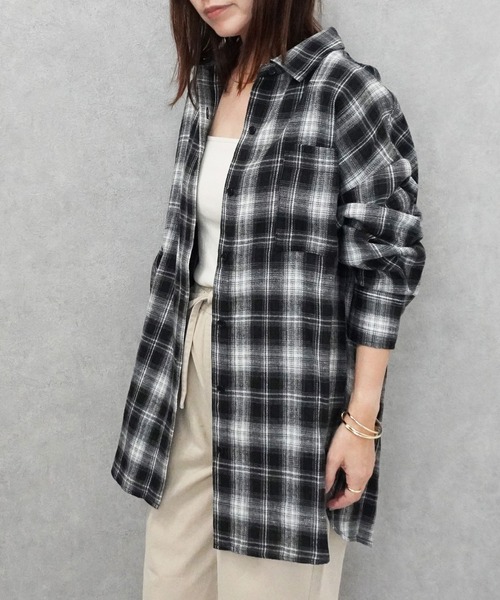SELECT LEVERY(セレクトリベリー)の「先染めチェック柄オーバービッグシャツ(シャツ/ブラウス・レディース・ブラック/ブラウン/ブルー・MEDIUM)」の22枚目の写真