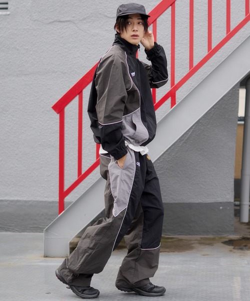 WEGO(ウィゴー)の「WEGO/【26年秋冬新作】パイピングナイロンパンツ(その他パンツ・メンズ・ネイビー/ブラック・LARGE/MEDIUM)」の9枚目の写真