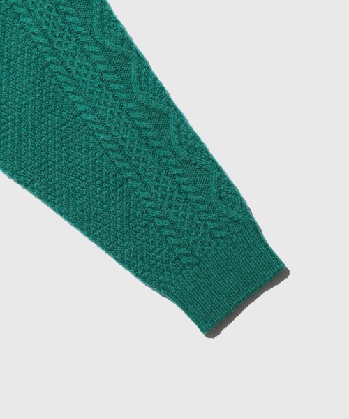 ADAM ET ROPE'(アダムエロペ)の「エコウールケーブルニットプルオーバー(ニット/セーター・メンズ・グリーン/パープル/オフホワイト・M/L)」の13枚目の写真