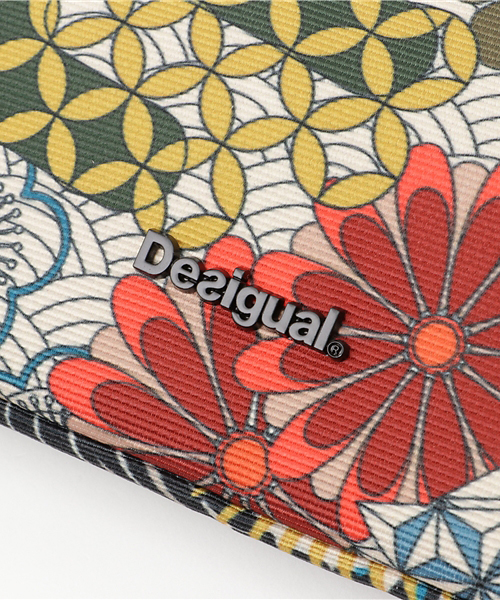 Desigual（デシグアル）の「「Desigual/デシグアル」バッグ（ショルダーバッグ・レディース・ブラック系その他・ONE SIZE）」の4枚目の写真