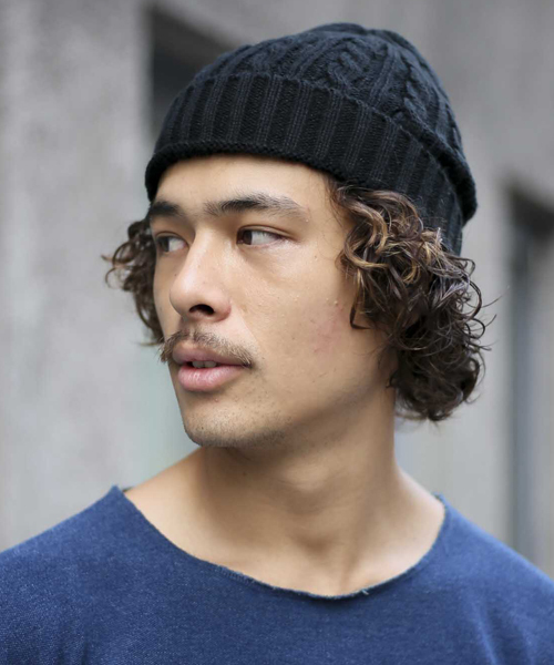 Denime(ドゥニーム)の「【NEW HATTAN/ニューハッタン】KNIT CAP/ニット帽(ニットキャップ/ビーニー・メンズ・ワイン/ライトベージュ/ブラック/ブルー/グレー・FREE)」の2枚目の写真