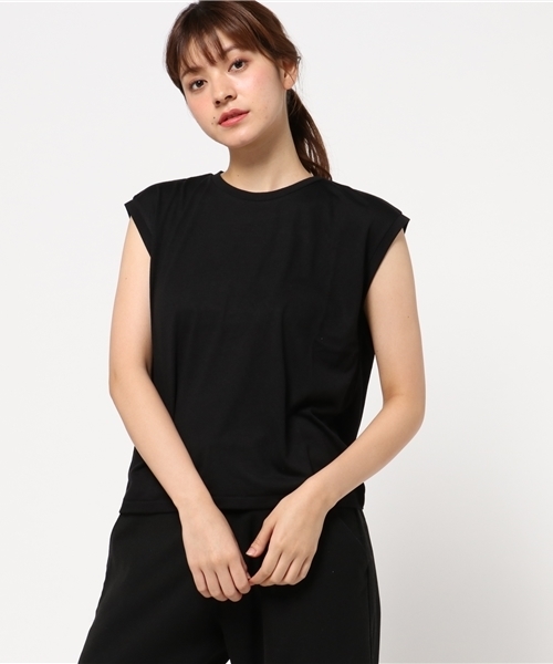 SLY（スライ）の「DROP SHOULDER TOPS（Tシャツ/カットソー・レディース・ライトブルー/マルチ/ブラック/ライトベージュ/オフホワイト・FREE）」の3枚目の写真