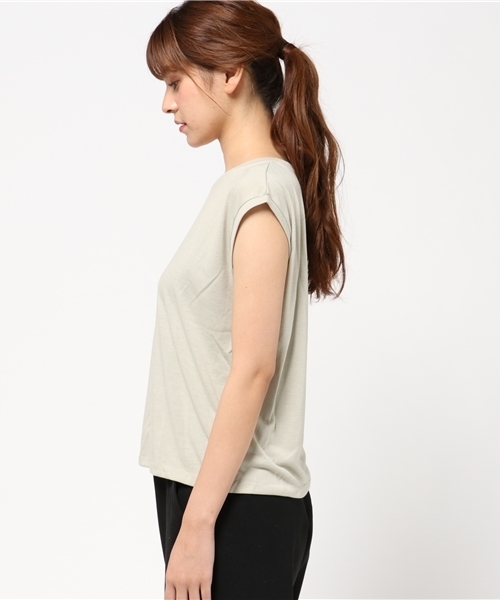 SLY（スライ）の「DROP SHOULDER TOPS（Tシャツ/カットソー・レディース・ライトブルー/マルチ/ブラック/ライトベージュ/オフホワイト・FREE）」の7枚目の写真