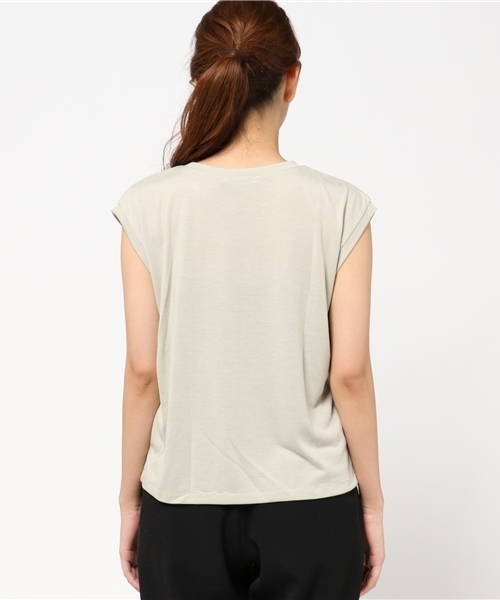 SLY（スライ）の「DROP SHOULDER TOPS（Tシャツ/カットソー・レディース・ライトブルー/マルチ/ブラック/ライトベージュ/オフホワイト・FREE）」の8枚目の写真