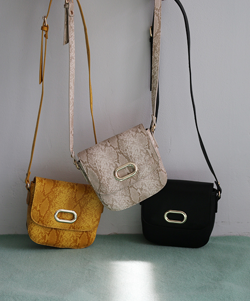 MURUA（ムルーア）の「メタルサークルポシェット（ショルダーバッグ・レディース・ブラック/その他/マルチ・FREE）」の4枚目の写真