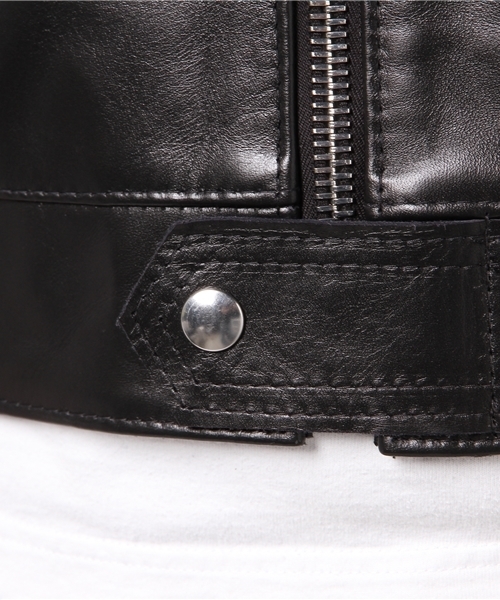 HYSTERIC GLAMOUR(ヒステリックグラマー)の「Lewis Leathers×HYSTERIC DOMINATOR(ライダースジャケット・メンズ・ブラック・SMALL/MEDIUM)」の4枚目の写真