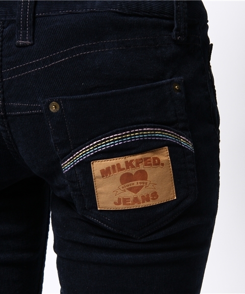 MILKFED.(ミルクフェド)の「CORDUROY RAINBOW SALOPETTE(つなぎ/オールインワン・レディース・ベージュ/ネイビー・X-SMALL/SMALL)」の7枚目の写真