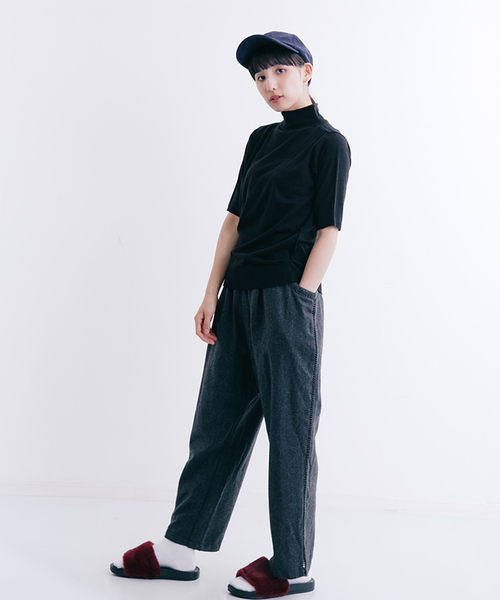 MERLOT（メルロー）の「半袖ハイネックプルオーバー4279（ニット/セーター・レディース・チャコールグレー/アイボリー/ブルー/ベージュ/ワイン/ブラック/カーキ・FREE）」の13枚目の写真