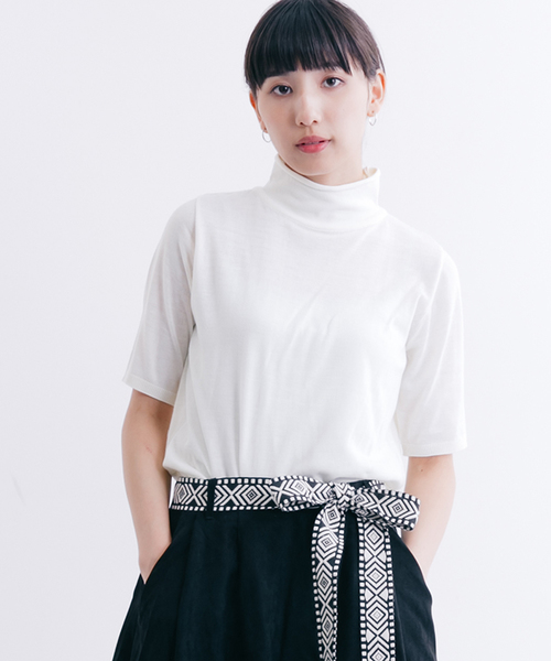 MERLOT（メルロー）の「半袖ハイネックプルオーバー4279（ニット/セーター・レディース・チャコールグレー/アイボリー/ブルー/ベージュ/ワイン/ブラック/カーキ・FREE）」の15枚目の写真