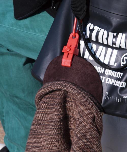 GLOBAL FORME CONCRETE（グローバルフォルムコンクリート）の「HUNG UP ハングアップ（その他雑貨・メンズ・ブラック/ホワイト/レッド/ネイビー/パープル/ライトグリーン/オレンジ/イエロー/ピンク/オリーブドラブ・FREE）」の9枚目の写真