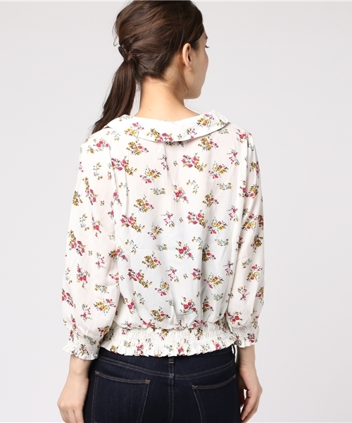 RAY CASSIN（レイカズン）の「９分袖花柄開襟シャツ（シャツ/ブラウス・レディース・ネイビー/オフホワイト・FREE）」の7枚目の写真