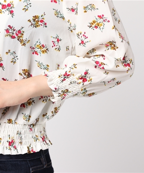 RAY CASSIN（レイカズン）の「９分袖花柄開襟シャツ（シャツ/ブラウス・レディース・ネイビー/オフホワイト・FREE）」の8枚目の写真