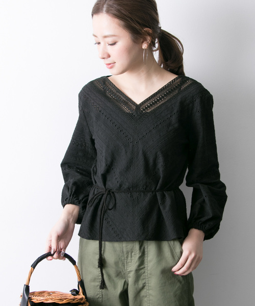 URBAN RESEARCH（アーバンリサーチ）の「幾何レースロングスリーブブラウス（シャツ/ブラウス・レディース・パープル系その他/ブラック/オフホワイト/イエロー系その他・FREE）」の3枚目の写真