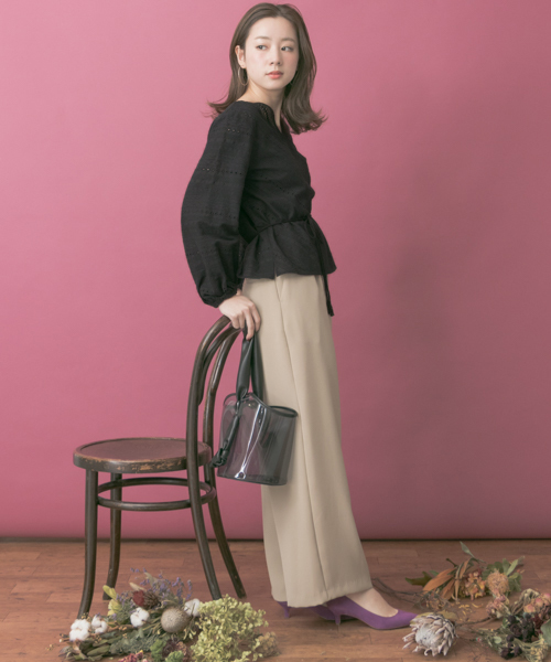 URBAN RESEARCH（アーバンリサーチ）の「幾何レースロングスリーブブラウス（シャツ/ブラウス・レディース・パープル系その他/ブラック/オフホワイト/イエロー系その他・FREE）」の12枚目の写真