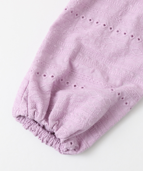 URBAN RESEARCH（アーバンリサーチ）の「幾何レースロングスリーブブラウス（シャツ/ブラウス・レディース・パープル系その他/ブラック/オフホワイト/イエロー系その他・FREE）」の18枚目の写真