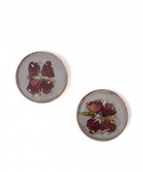 studio CLIP(スタディオクリップ)の「お花カラー封入イヤリング(イヤリング・レディース・グレー/イエロー/グリーン・FREE)」の2枚目の写真