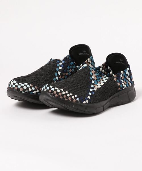 Gomu 56（ゴムゴム）の「☆洗える☆MEN'S Vカットメッシュデザインシューズ（スニーカー・メンズ・マルチ/ストーン/ブルー系その他/ホワイト系その他/ブラック系その他/グリーン系その他/ブラック/ダークブルー/グレー系その他/ホワイト系その他2/グリーン系その他2/グリーン系その他3・26cm/27cm/28cm/25cm）」の5枚目の写真