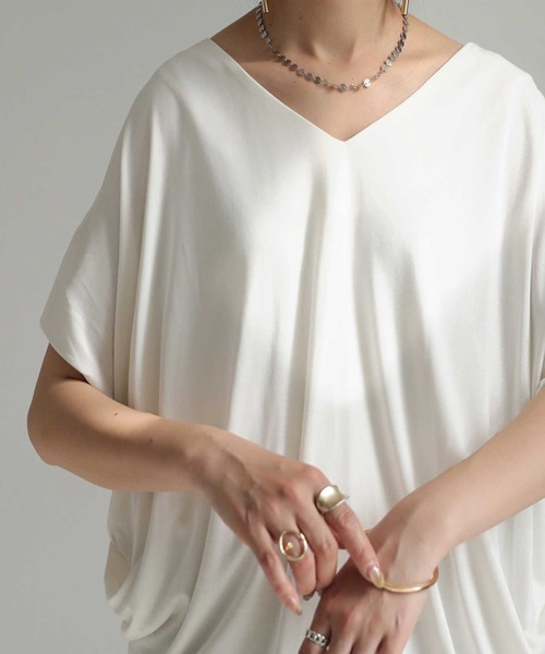 antiqua(アンティカ)の「脇タックカットソートップス(Tシャツ/カットソー・レディース・ブラック/オフホワイト/ネイビー/ブラウン系その他2/イエロー系その他/ブラウン系その他/ベージュ系その他・FREE)」の9枚目の写真