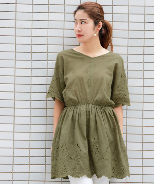 KOBE LETTUCE（コウベレタス）の「刺繍レースVネックコットンチュニックワンピース レディース [E1808]神戸レタス（ワンピース・レディース・オフホワイト/ラベンダー/カーキ・FREE）」の3枚目の写真