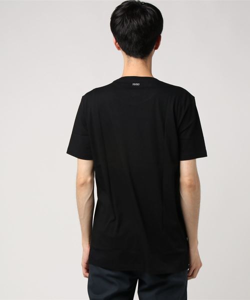 HUGO(ヒューゴ)の「リラックスフィット コットンTシャツ ウィズ アイスバーグ グラフィック(Tシャツ/カットソー・メンズ・ブラック/ホワイト・S/M/L/XL/XS)」の4枚目の写真