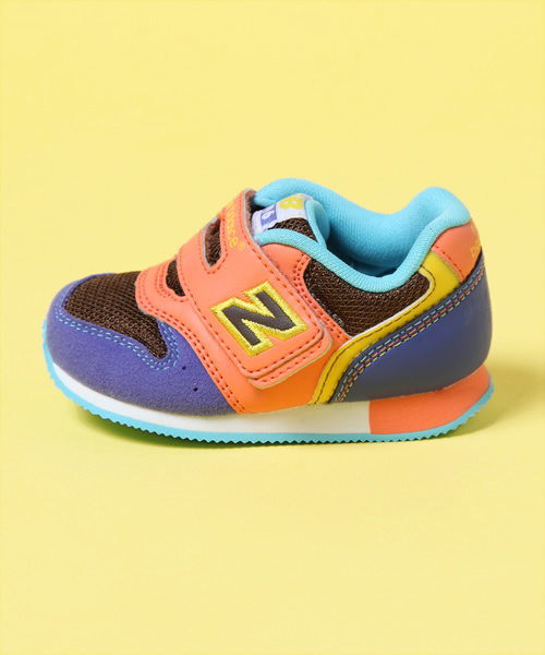 こども ビームス（コドモビームス）の「NEW BALANCE / "FS996" (12～16.5cm)（スニーカー・キッズ・パープル/ピンク/ミント/ライトブルー/レッド系その他/グレー/ホワイト・12cm/12.5cm/13cm/13.5㎝/14cm/14.5㎝/15cm/15.5cm/16cm/16.5cm）」の5枚目の写真