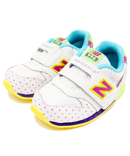 こども ビームス（コドモビームス）の「NEW BALANCE / "FS996" (12～16.5cm)（スニーカー・キッズ・パープル/ピンク/ミント/ライトブルー/レッド系その他/グレー/ホワイト・12cm/12.5cm/13cm/13.5㎝/14cm/14.5㎝/15cm/15.5cm/16cm/16.5cm）」の2枚目の写真