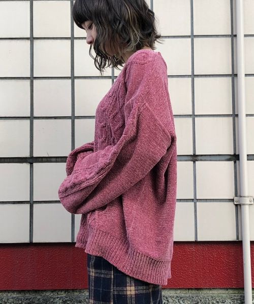 tiptop（ティップトップ）の「モールケーブル編みVネックニットプルオーバー（ニット/セーター・レディース・オフホワイト/グリーン/サックスブルー/ラベンダー/マスタード/ピンク/スモークピンク・FREE）」の12枚目の写真