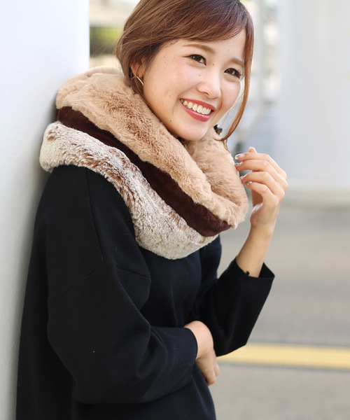 Bou Jeloud（ブージュルード）の「プチプラ◆フェイクファーＭＩＸスヌード（ネックウォーマー/スヌード・レディース・ベージュ/グレー・FREE）」の7枚目の写真