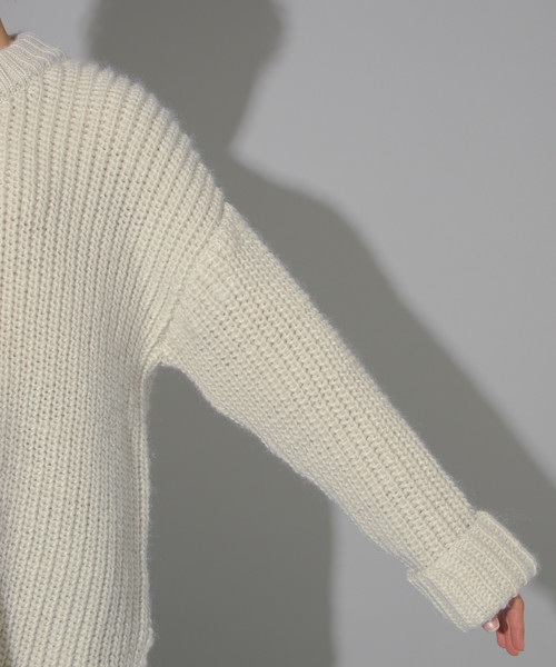 PAGEBOY(ページボーイ)の「BIGニットチュニック(ニット/セーター・レディース・ベージュ/オフホワイト・FREE)」の8枚目の写真
