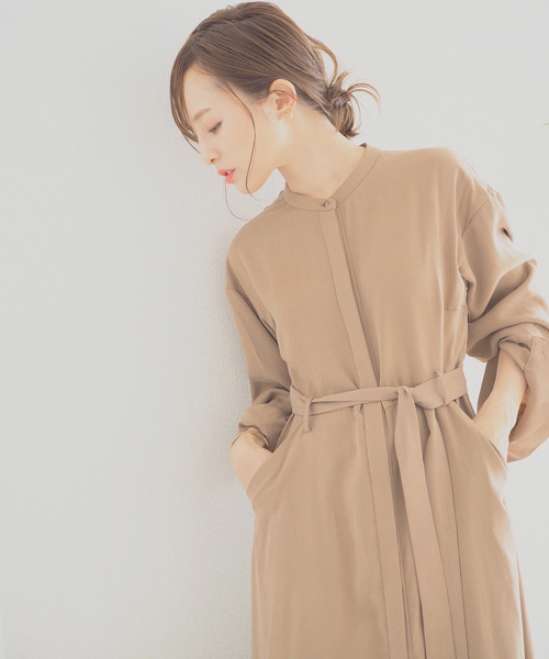 STUDIOUS（ステュディオス）の「【WEARISTA 田中亜希子 × STUDIOUS コラボ】ハイウエストツイルロングワンピース（ワンピース・レディース・ベージュ/ブラック/ブラウン・0/2）」の9枚目の写真