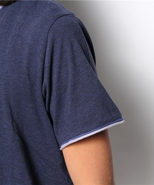 BEAMS（ビームス）の「○BEAMS / WカラーVネックＴシャツ（Tシャツ/カットソー・メンズ・ナチュラル/チャコールグレー/ネイビー・LARGE/MEDIUM/SMALL/X-LARGE）」の4枚目の写真