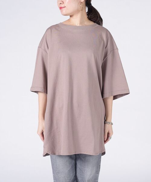 SHIPS（シップス）の「【WEB限定】サイドスリットビッグTEE◇（Tシャツ/カットソー・レディース・ホワイト/ブラック/ベージュ/ブラウン/ライトブルー/オリーブ/ダークグレー/ラベンダー/ナチュラル・38/36）」の20枚目の写真